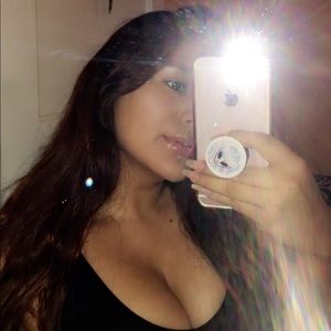 Meet your Posher, Karina